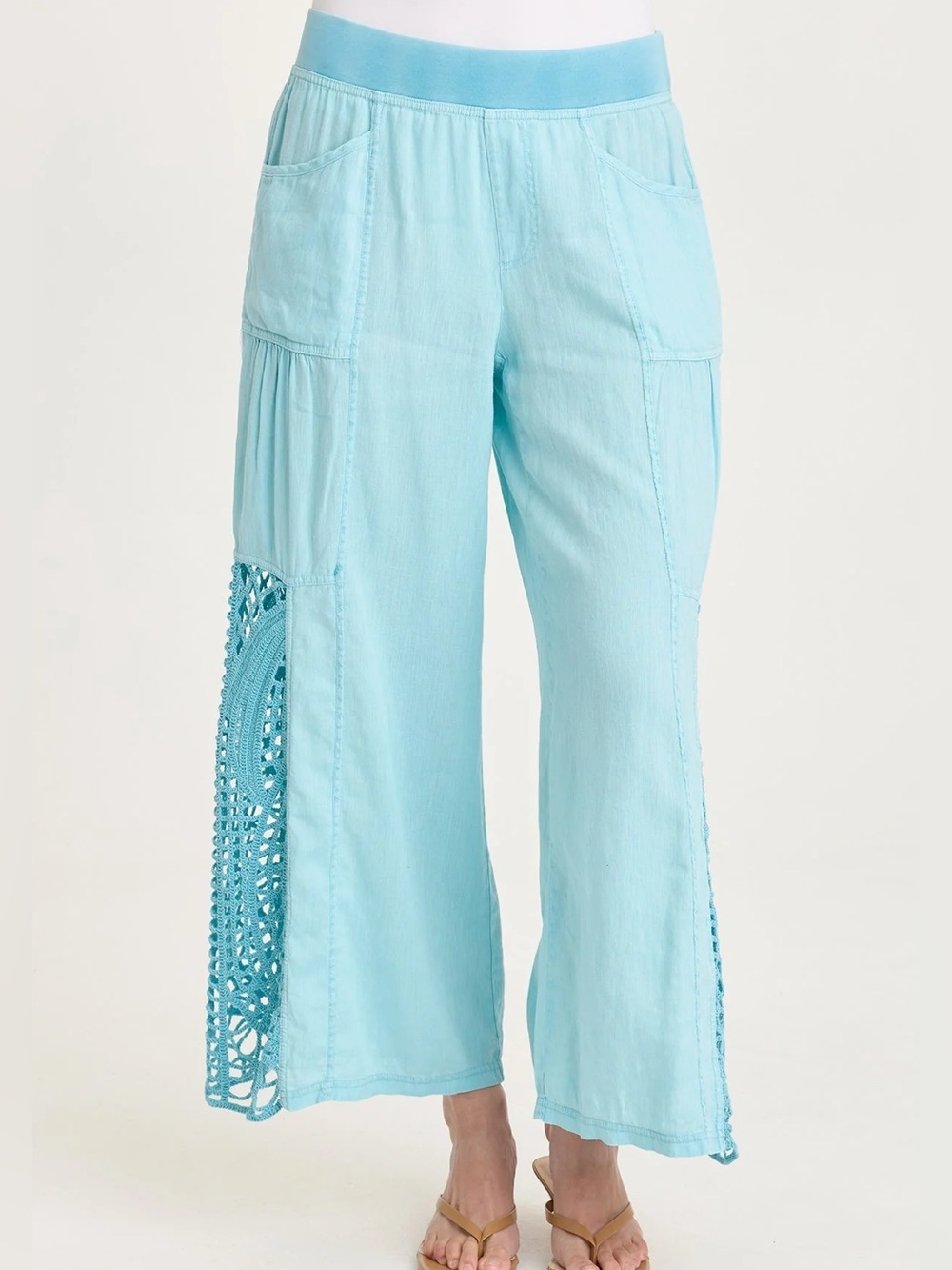 XCVI
ASTRO LINEN/CROCHET PULL-ON PANT